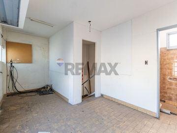 Venta Galpón + PH + Local  en Villa Soldati