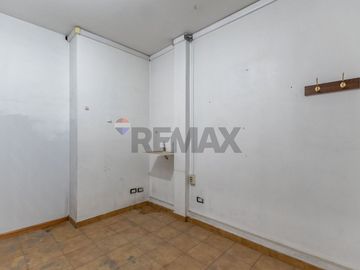 Venta Galpón + PH + Local  en Villa Soldati