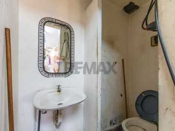Venta Galpón + PH + Local  en Villa Soldati