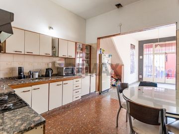 Venta Galpón + PH + Local  en Villa Soldati