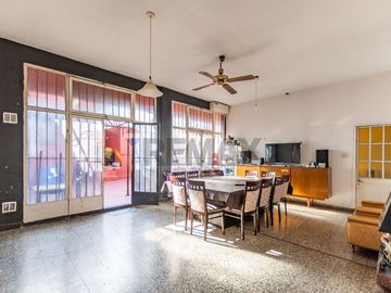 Venta Galpón + PH + Local  en Villa Soldati
