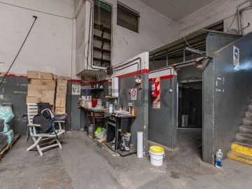 Venta Galpón + PH + Local  en Villa Soldati
