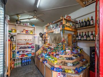 Venta Galpón + PH + Local  en Villa Soldati