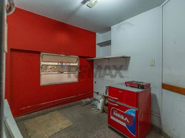 Venta Galpón + PH + Local  en Villa Soldati