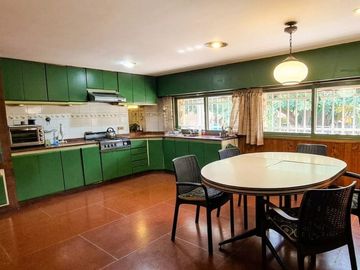VENTA CASA 4 AMBIENTES VILLA SARMIENTO