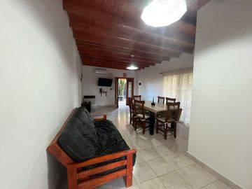VENTA CASA 4 AMBIENTES MONTECARLO PILAR