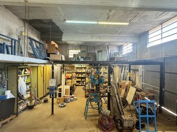 VENTA CASA 4 AMBIENTES CON GALPON SAN MARTÍN