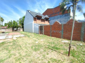 VENTA LOTE 347 M2 HURLINGHAM PARQUE JOHNSTON.