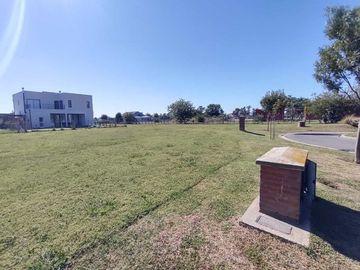 VENTA TERRENO LOTE INTERNO SANTO TOMAS  PILAR