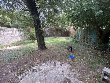 VENTA/ PERMUTA CASA 4 AMB. CON COCHERA - MORENO