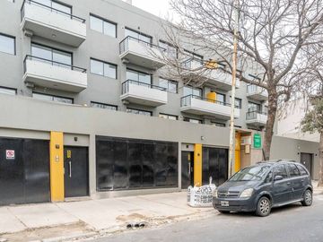 Venta Depto 3 amb balcón y terreza en Montecastro