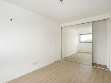 Venta Depto 2 amb balcón y terraza Montecastro