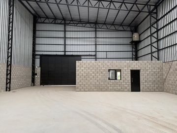 DEPOSITO A ESTRENAR ALQUILA O VENTA - GRAL PACHECO