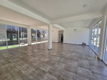 Venta Depto estrenar 2Amb Complejo Solares Moreno