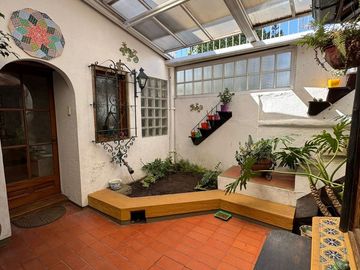 VENTA CASA 4AMB QUINCHO Y COCHERA + GALPON MERLO