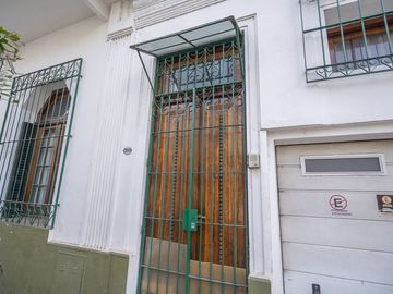 VENTA CASA 3 PISOS CENTRO DE FLORES