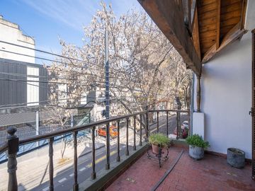 VENTA CASA 3 PISOS CENTRO DE FLORES