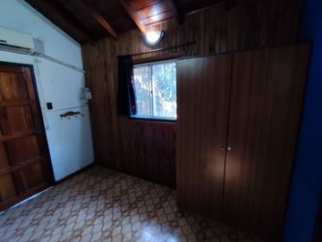 CASA QUINTA 4 AMBIENTES VENTA DERQUI PILAR PILETA