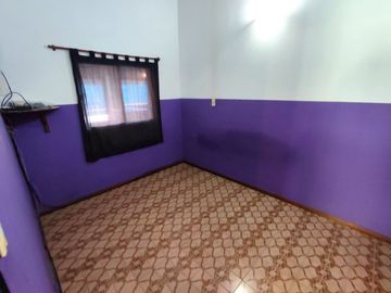 CASA QUINTA 4 AMBIENTES VENTA DERQUI PILAR PILETA