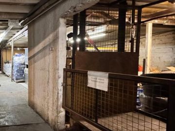 VENTA DEPOSITO GALPÓN CON VESTUARIOS ITUZAINGO