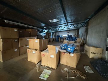 VENTA DEPOSITO GALPÓN CON VESTUARIOS ITUZAINGO