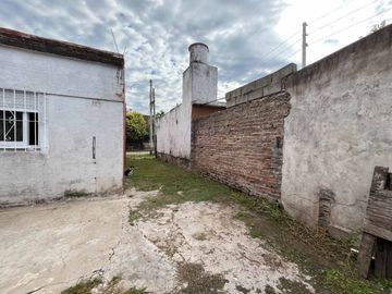 VENTA CASA PH 3 AMBIENTES MORENO