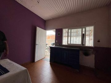 VENTA CASA PH 3 AMBIENTES MORENO