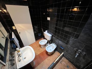 VENTA CASA PH 3 AMBIENTES MORENO