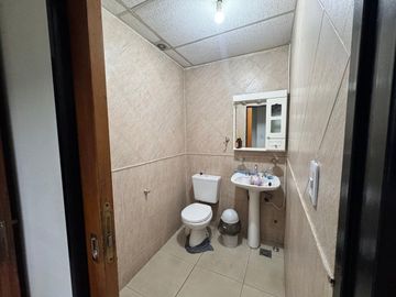 VENTA DEPOSITO CON OFICINAS MONTACARGA ITUZAINGO
