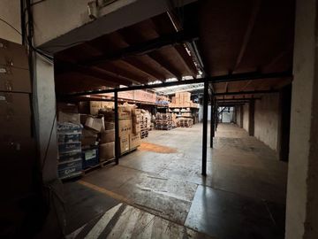 VENTA DEPOSITO CON OFICINAS MONTACARGA ITUZAINGO