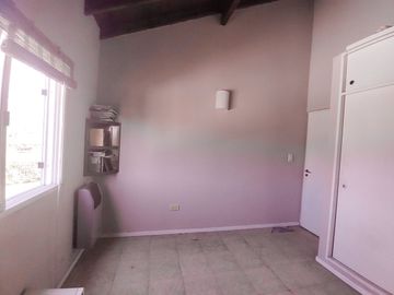 VENTA CASA 4 AMBIENTES CON JARDÍN PILAR MONTECARLO