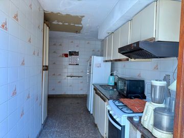Venta casa a reciclar. Fondo libre. APTO CRÉDITO!