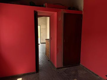 Venta casa a reciclar. Fondo libre. APTO CRÉDITO!