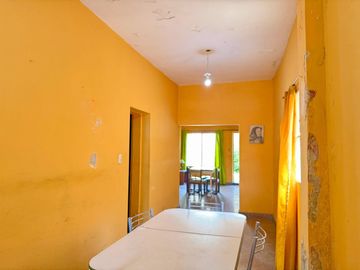 Venta casa a reciclar. Fondo libre. APTO CRÉDITO!