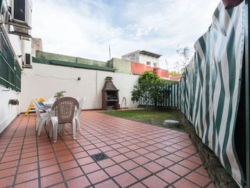 Dpto 3 amb, patio propio, planta baja - Avellaneda