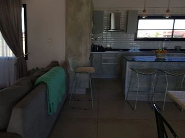 VENTA DE CASA EN BARRIO CRUZ DEL SUR SAN VICENTE