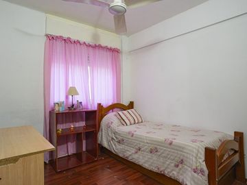 VENTA DEPARTAMENTO TRES DORMITORIOS, CON BALCON