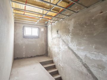 VENTA CASA A TERMINAR EN GENERAL LAGOS OPORTUNIDAD