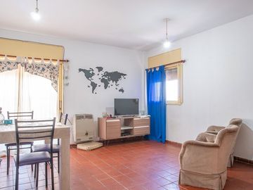 VENTA DEPARTAMENTO DE DOS DORMITORIOS