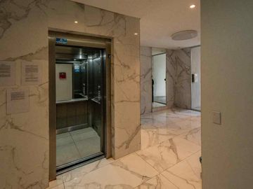 DEPTO 2 AMB AV.DIRECTORIO-3ro AL FRENTE-AMENITIES