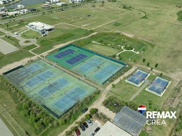 Venta Lote a la LAGUNA en Magallanes Hudson