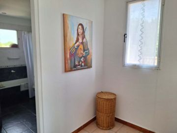 VENTA CASA 5 AMB CLUB DE CAMPO LOS PUENTES LUJAN