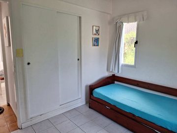 VENTA CASA 5 AMB CLUB DE CAMPO LOS PUENTES LUJAN