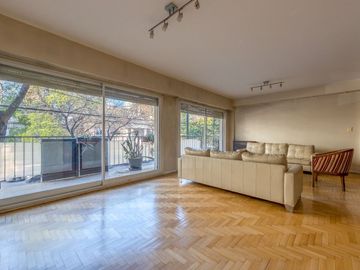 DEPTO 4 AMB VENTA BELGRANO BALCON COCHERA DEPENDEN