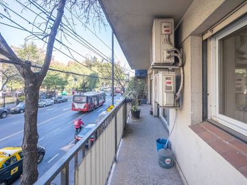 DEPTO 4 AMB VENTA BELGRANO BALCON COCHERA DEPENDEN