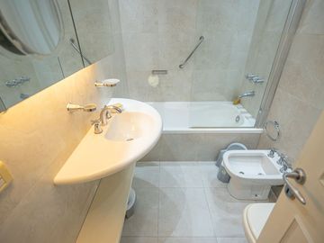 DEPTO 4 AMB VENTA BELGRANO BALCON COCHERA DEPENDEN
