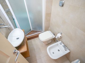 DEPTO 4 AMB VENTA BELGRANO BALCON COCHERA DEPENDEN