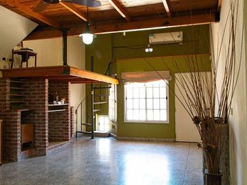 CASA 5 AMBIENTES VENTA PALOMAR