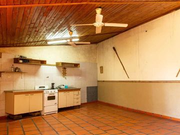 CASA 5 AMBIENTES VENTA PALOMAR