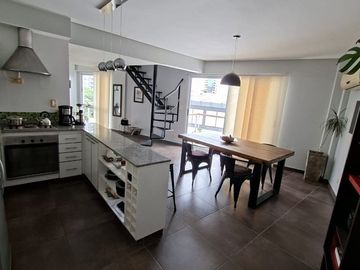 SE ALQUILA DPTO 3 AMB C/ COCHERA- PUERTO DE OLIVOS